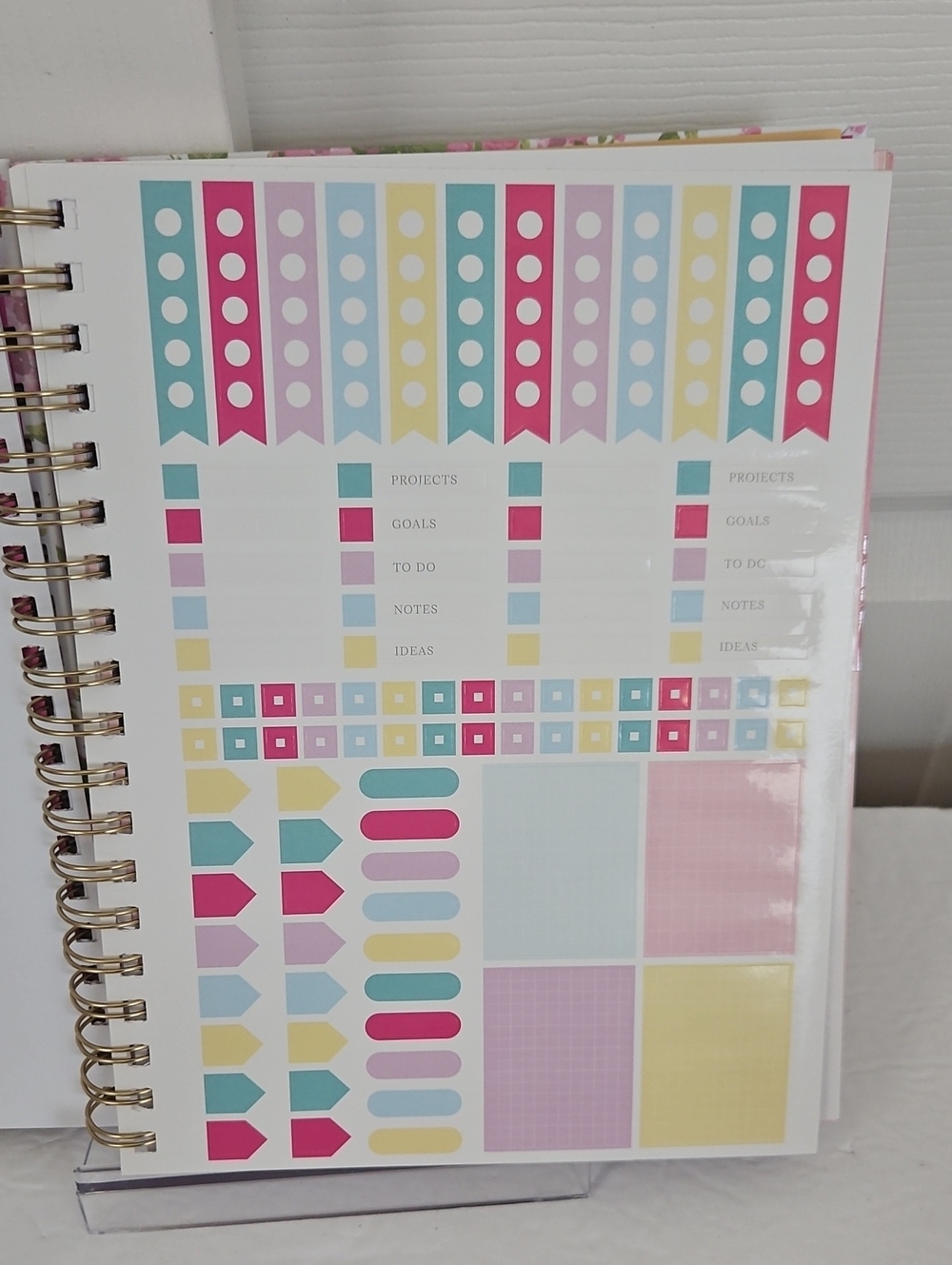 Betsey Johnson NWT 18 Month Planner - Picture 7 of 8